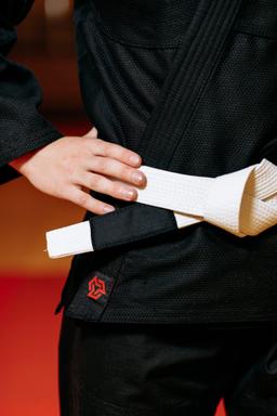 Photo https://static.kintayo.com/images/bjj/adults/450/Black/Bjj_man_black_450gsm_5.jpg