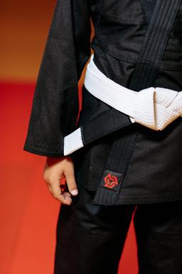 Photo https://static.kintayo.com/images/bjj/kids/350/Black/Bjj_boy_black_350gsm_5.jpg