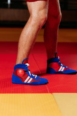 Photo https://static.kintayo.com/images/sambo/sambetky/Sambo_shoes_5.jpg