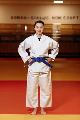 Photo http://static.kintayo.com/images/judo/adults/450/White/woman_white_450gsm_1.jpg